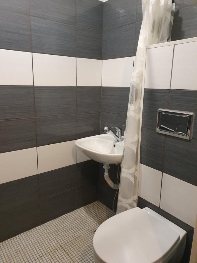 Nakvyne Rokiskyje Bed & Breakfast Rokiskis Exterior photo